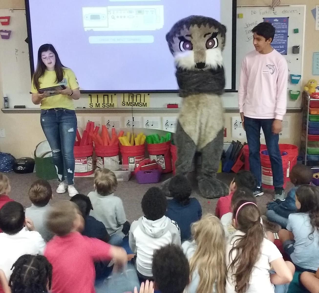 ghows-LK-884cc408-3a88-73cf-e053-0100007ff143-592d6e27